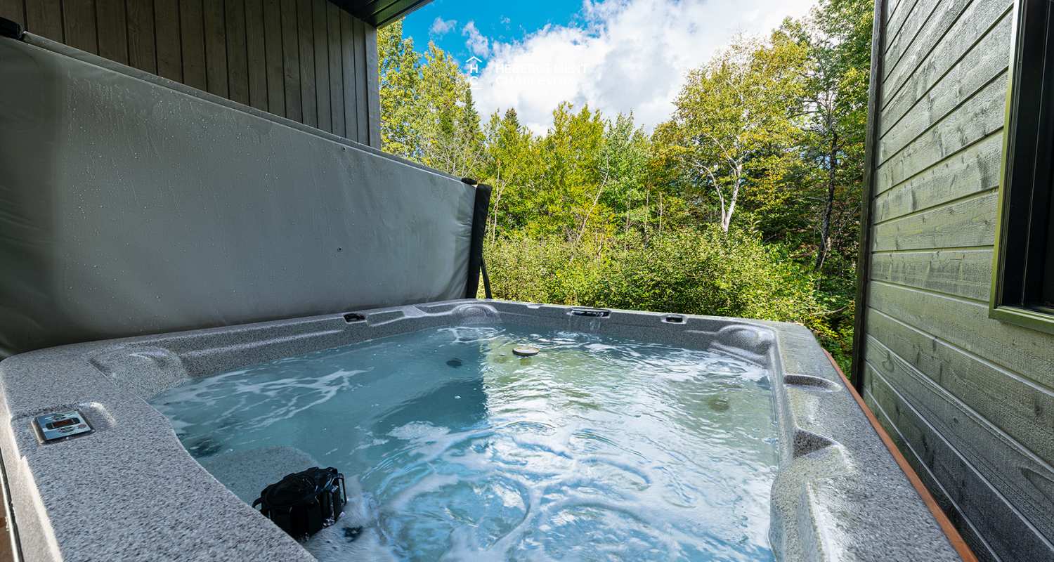 MAT-77 - Magnifique chalet dans un écrin de verdure